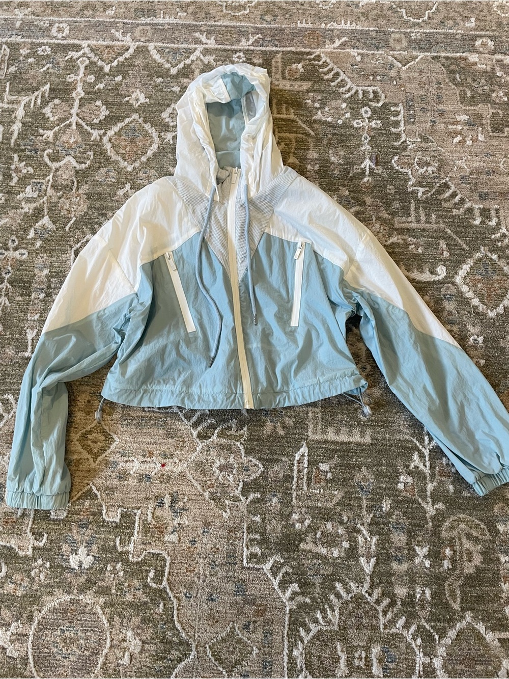 NWT Light Blue & White Hooded Cropped Windbreaker Jacket